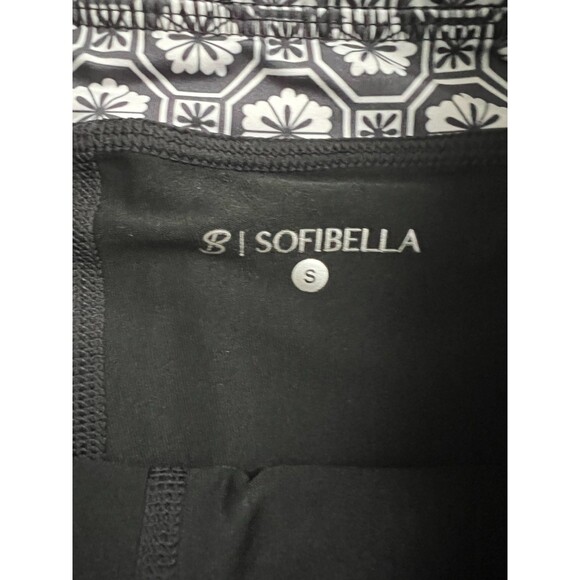 Sofibella Black White Tile Print Golf Skort Size S – Built-In Shorts, 15" Length - Picture 3 of 5